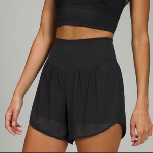 Black lululemon nulu mesh shorts size 4